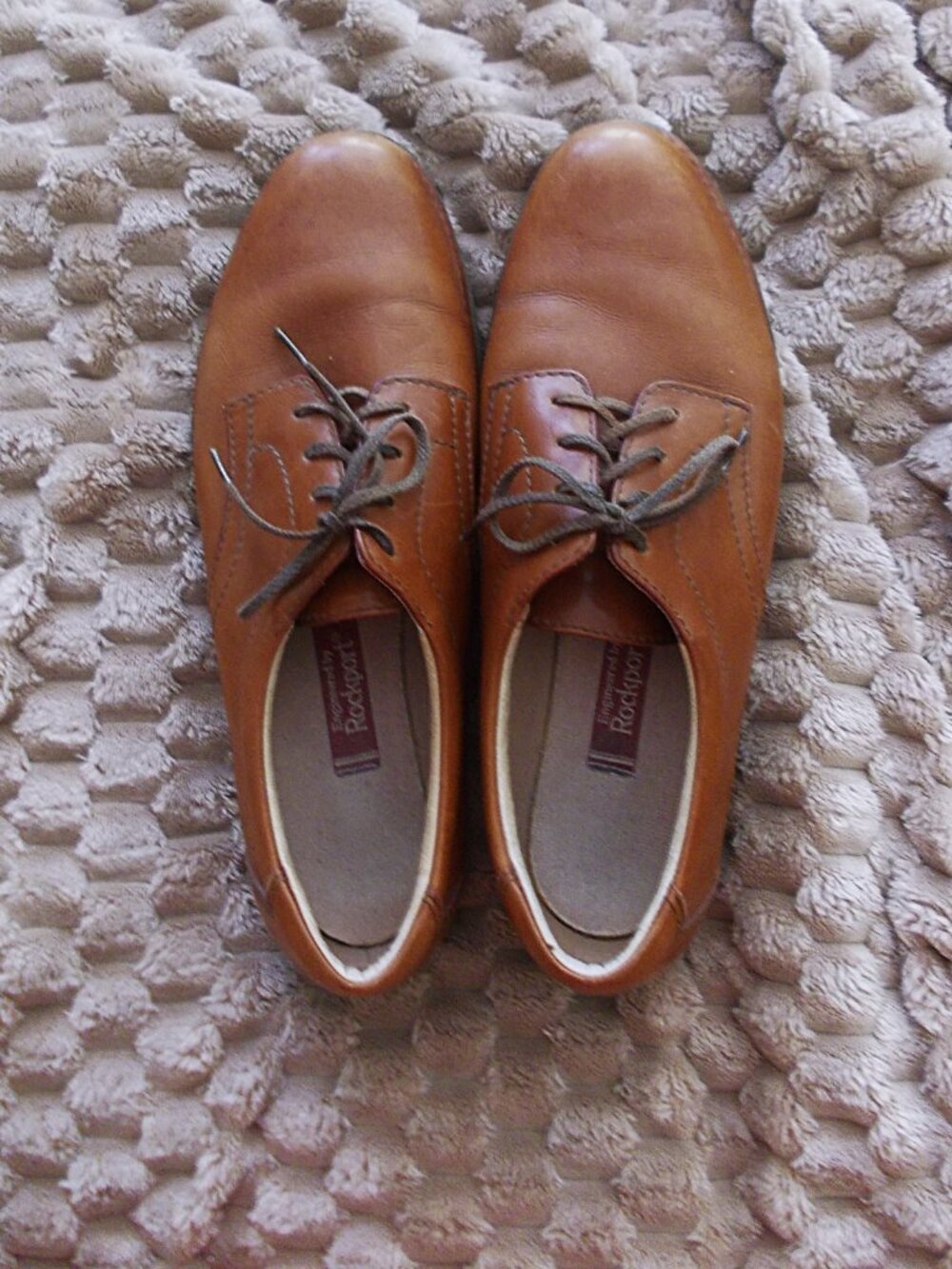 Rockport Lace Up Leather Shoes with Vibram Soles Size 11 M